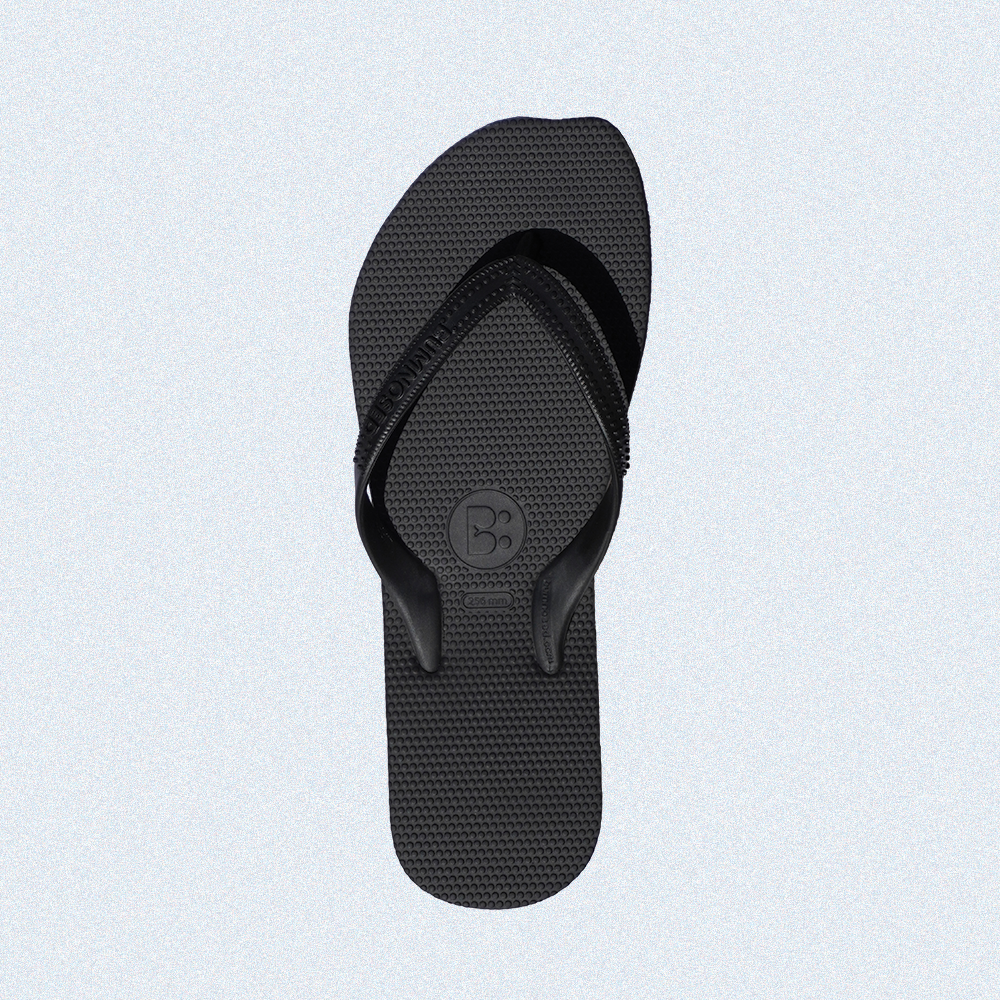 Black slim bumnosed double plugger thongs
