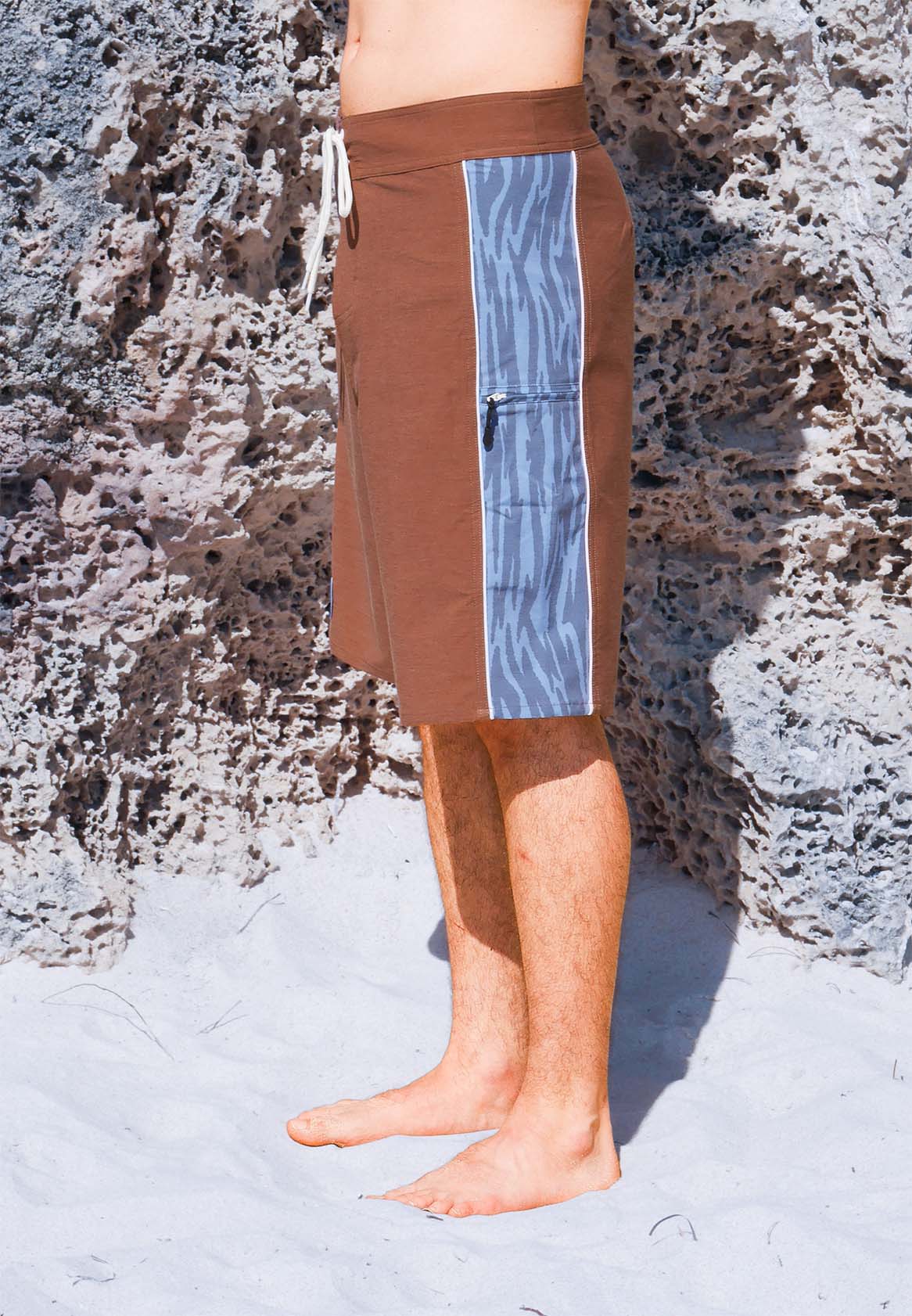 REEF STALKER BOARDSHORT - BROWN & BLUE